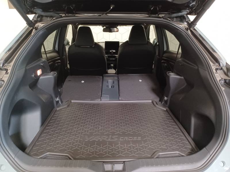 Toyota Yaris - Photo 17