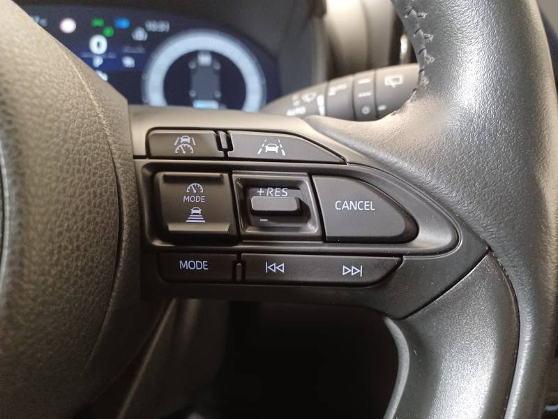 Toyota Yaris - Photo 24