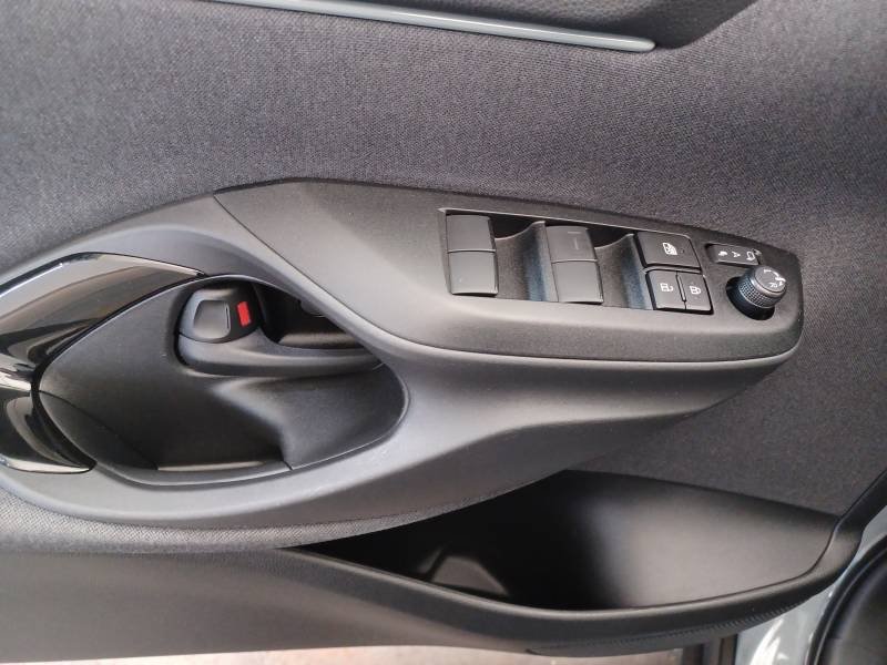 Toyota Yaris - Photo 37