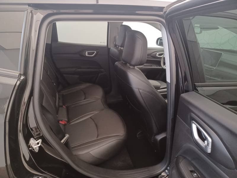 Jeep Compass - Photo 15