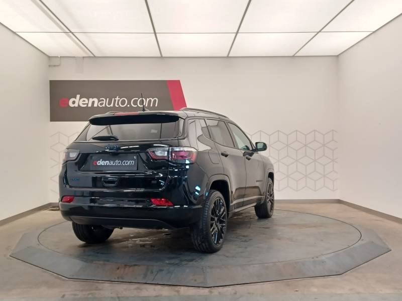 Jeep Compass - Photo 2