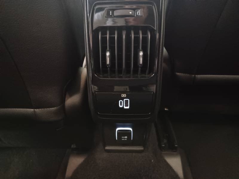Jeep Compass - Photo 33