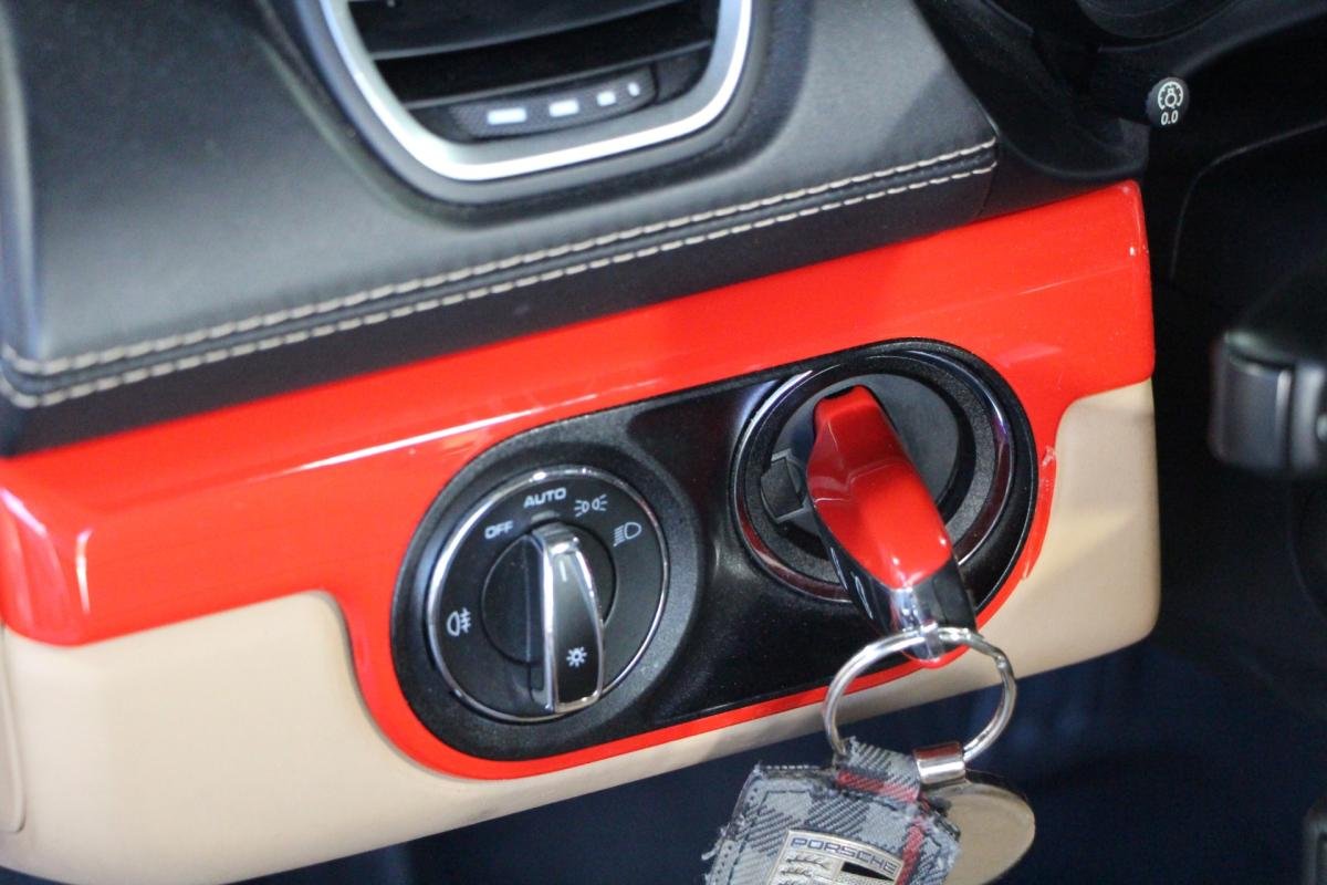 Porsche 718 Boxster - Photo 15