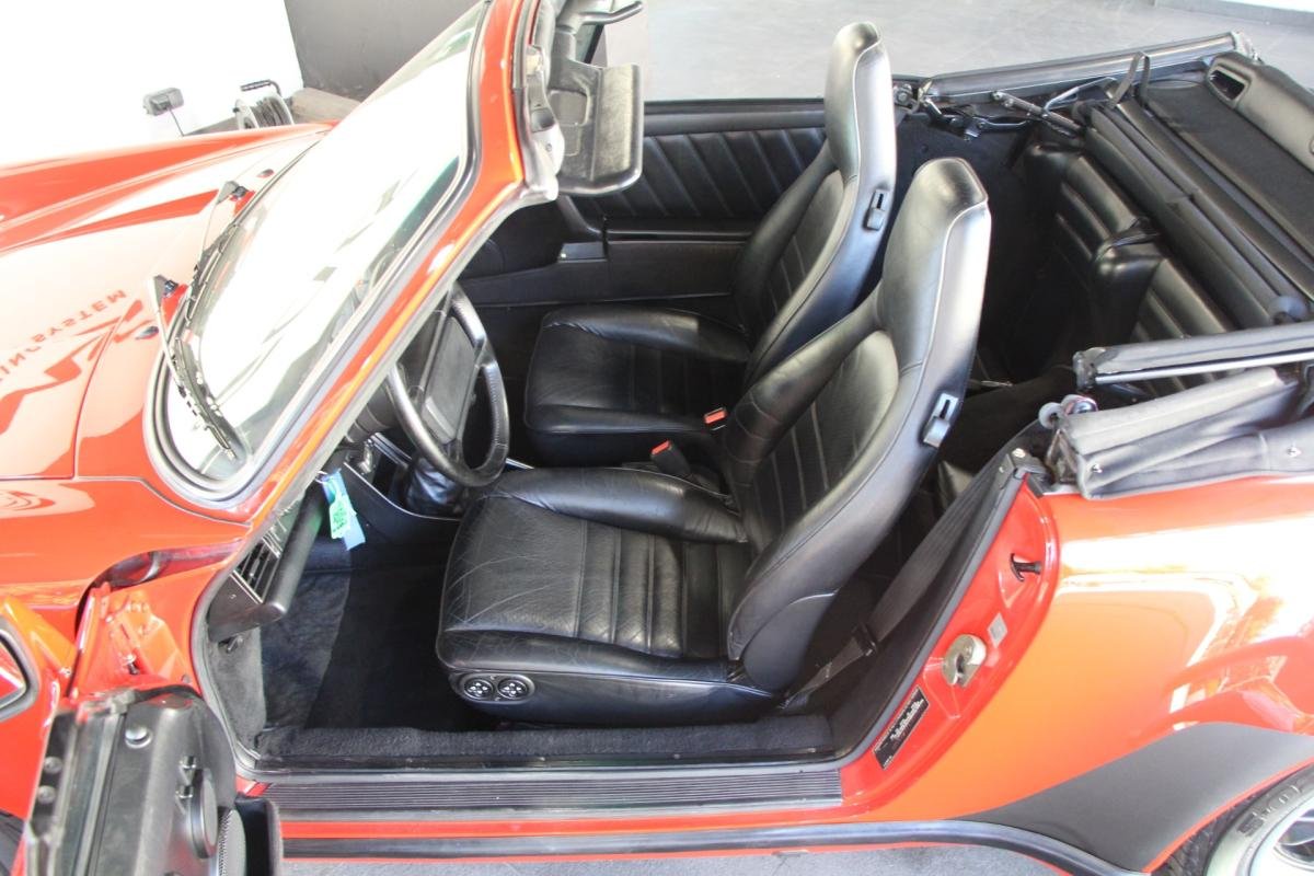 Porsche 911 - Photo 20