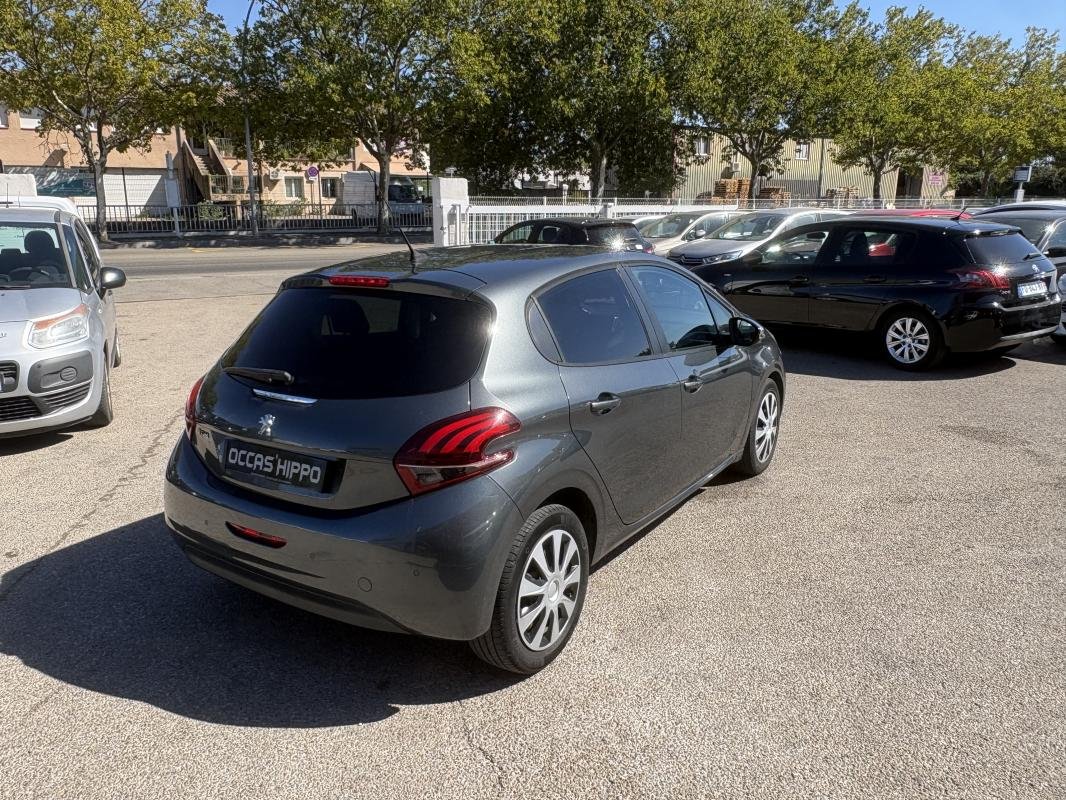 Peugeot 208 - Photo 4
