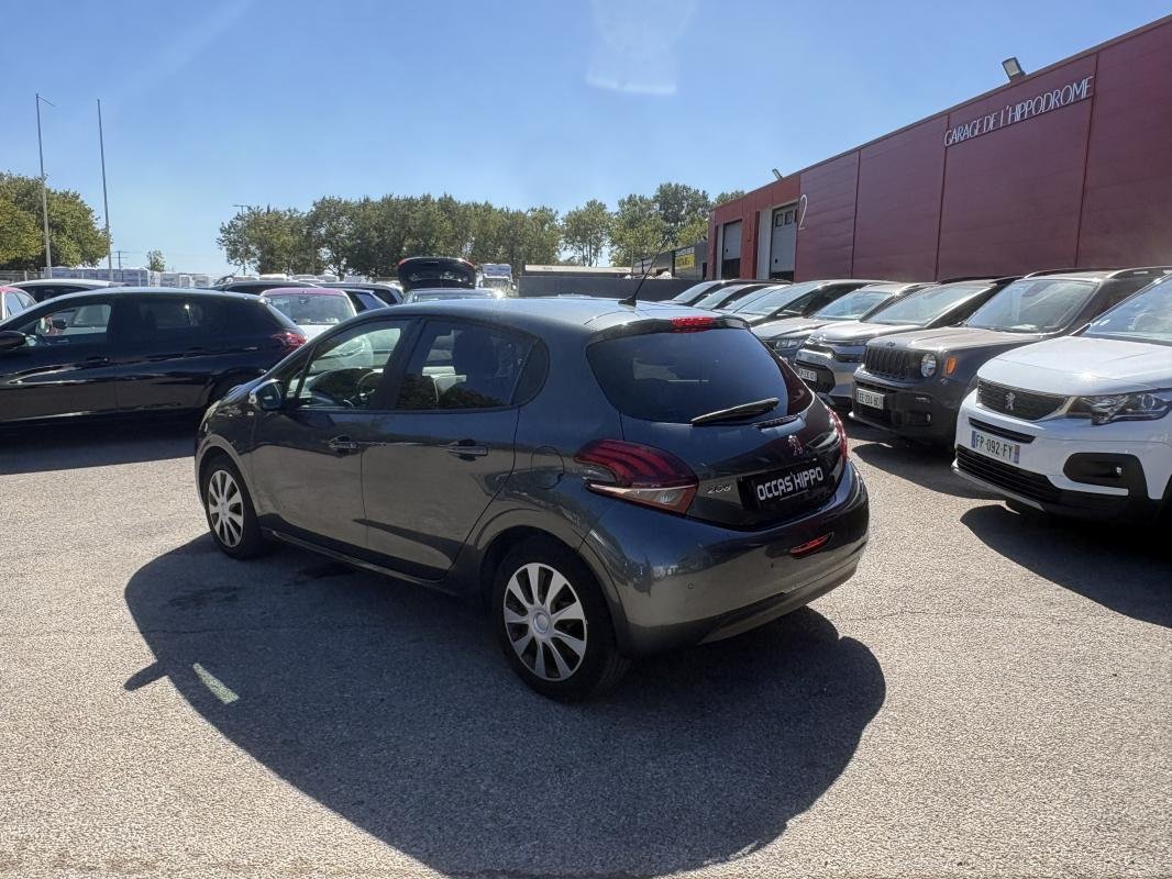Peugeot 208 - Photo 5