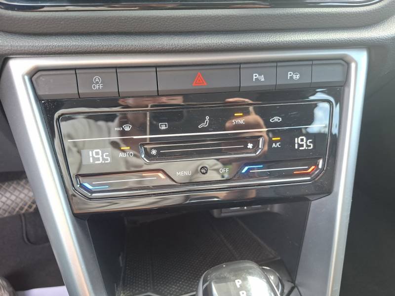 Volkswagen T-Roc - Photo 25