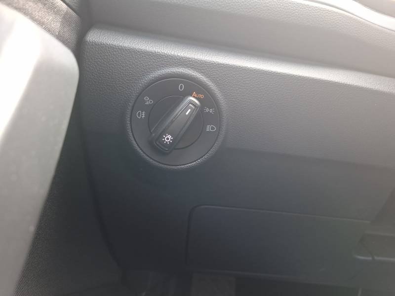 Volkswagen T-Roc - Photo 35
