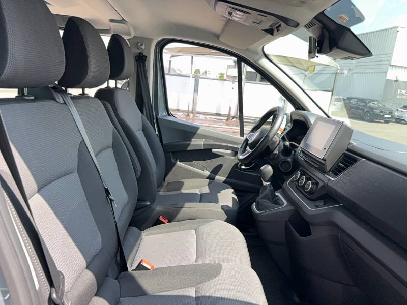Nissan Primastar - Photo 12