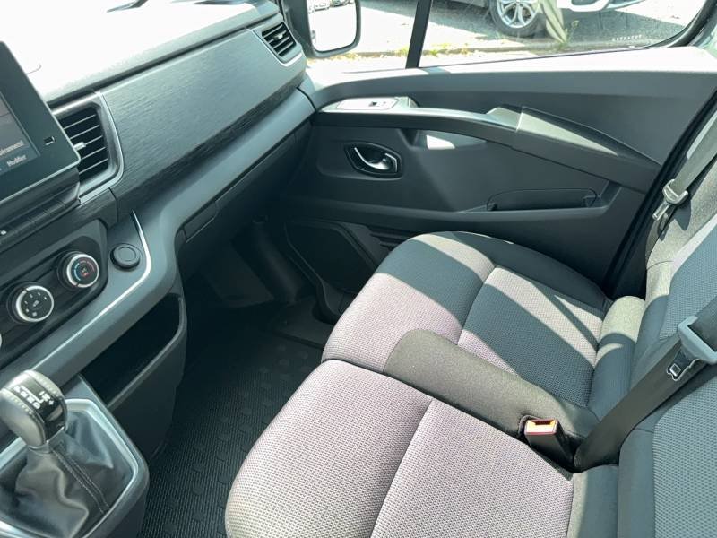 Nissan Primastar - Photo 27