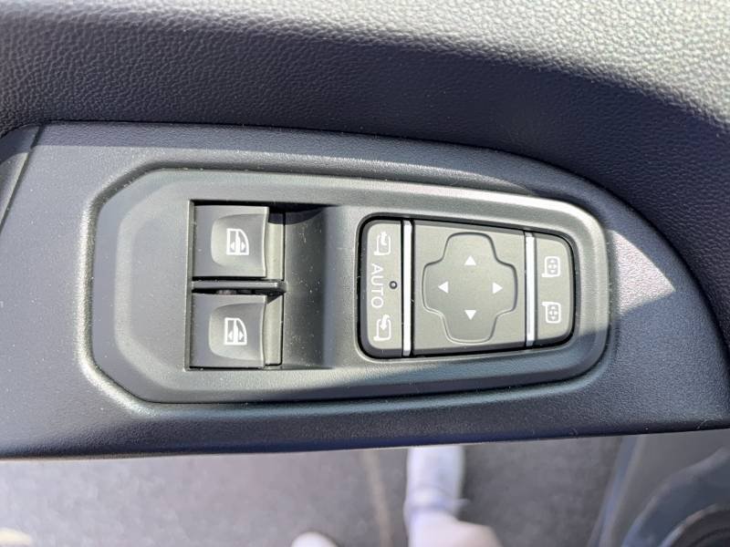 Nissan Primastar - Photo 29