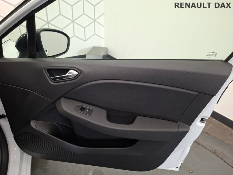 Renault Clio - Photo 15