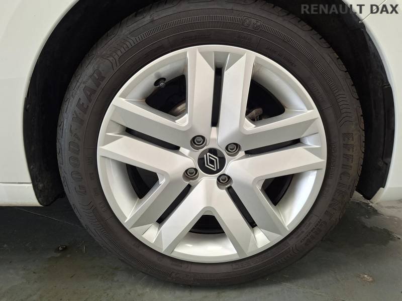 Renault Clio - Photo 17