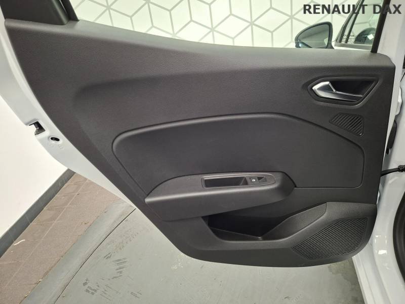 Renault Clio - Photo 23
