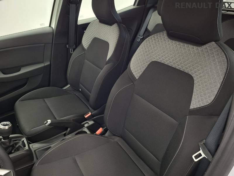 Renault Clio - Photo 27