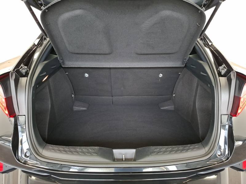 Toyota C-HR - Photo 16