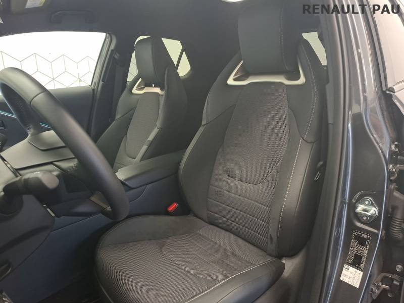 Toyota C-HR - Photo 16