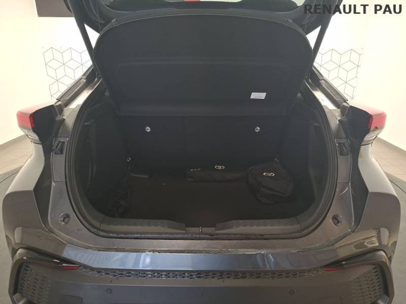 Toyota C-HR - Photo 28