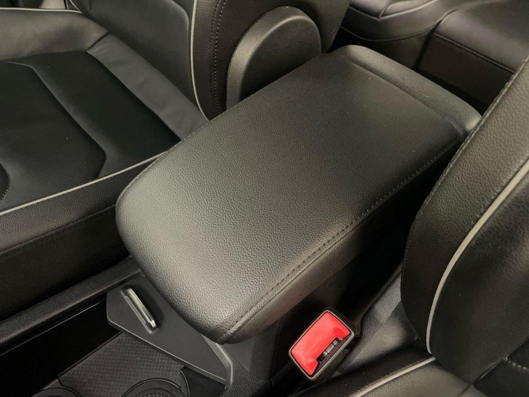 Volkswagen Tiguan - Photo 12