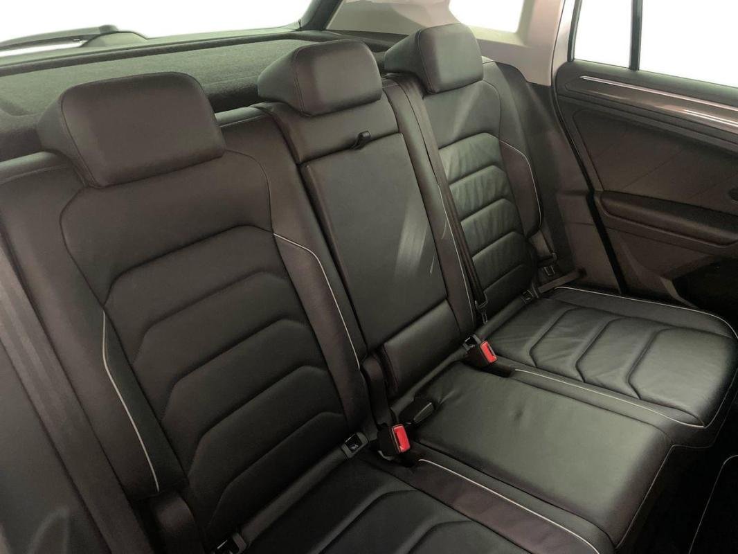 Volkswagen Tiguan - Photo 23