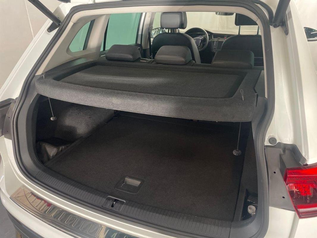 Volkswagen Tiguan - Photo 32