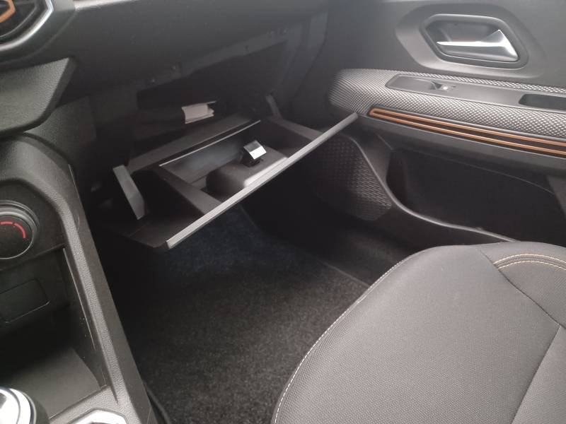 Dacia Sandero - Photo 30