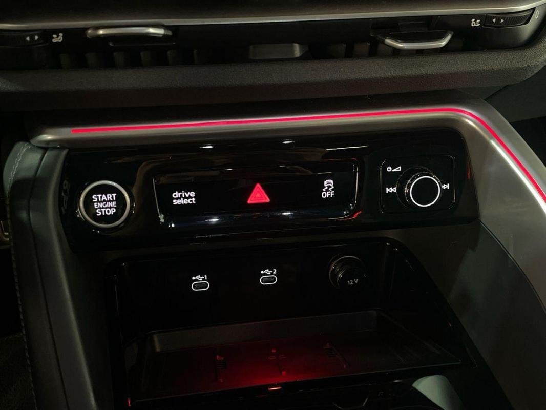 Audi Q5 - Photo 19