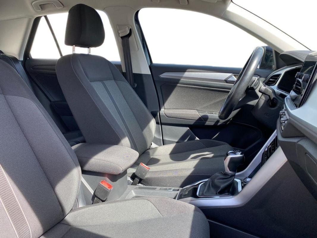 Volkswagen T-Roc - Photo 13