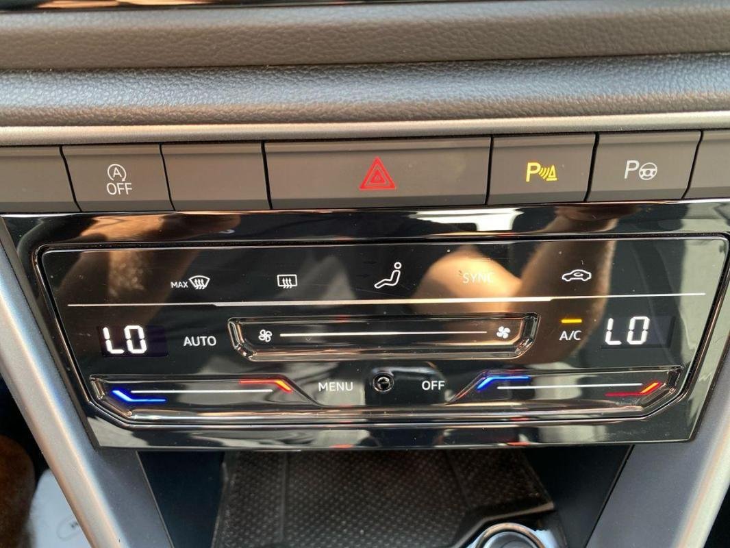 Volkswagen T-Roc - Photo 19