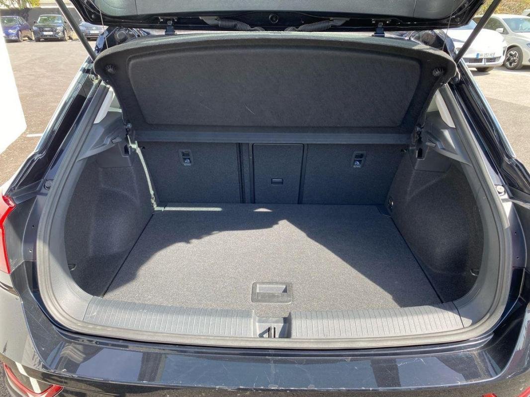 Volkswagen T-Roc - Photo 31