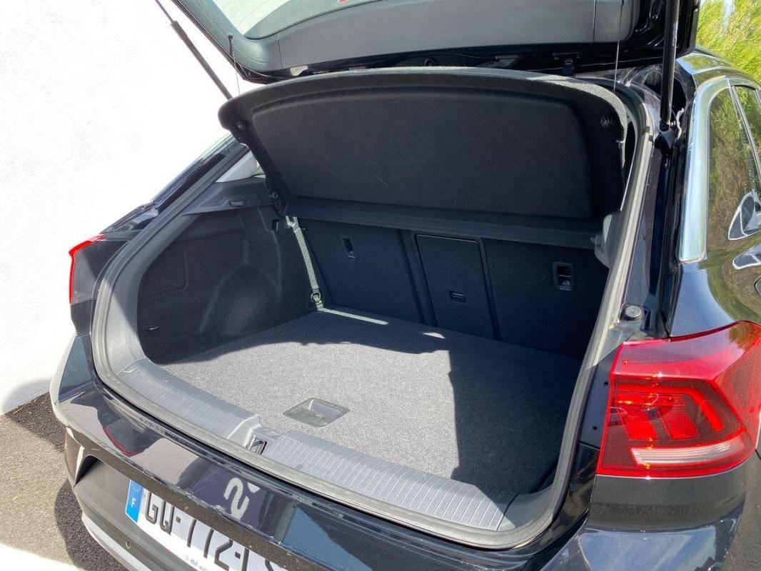 Volkswagen T-Roc - Photo 32