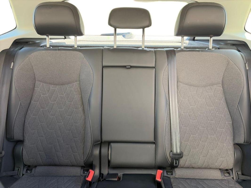 Volkswagen Tiguan - Photo 22