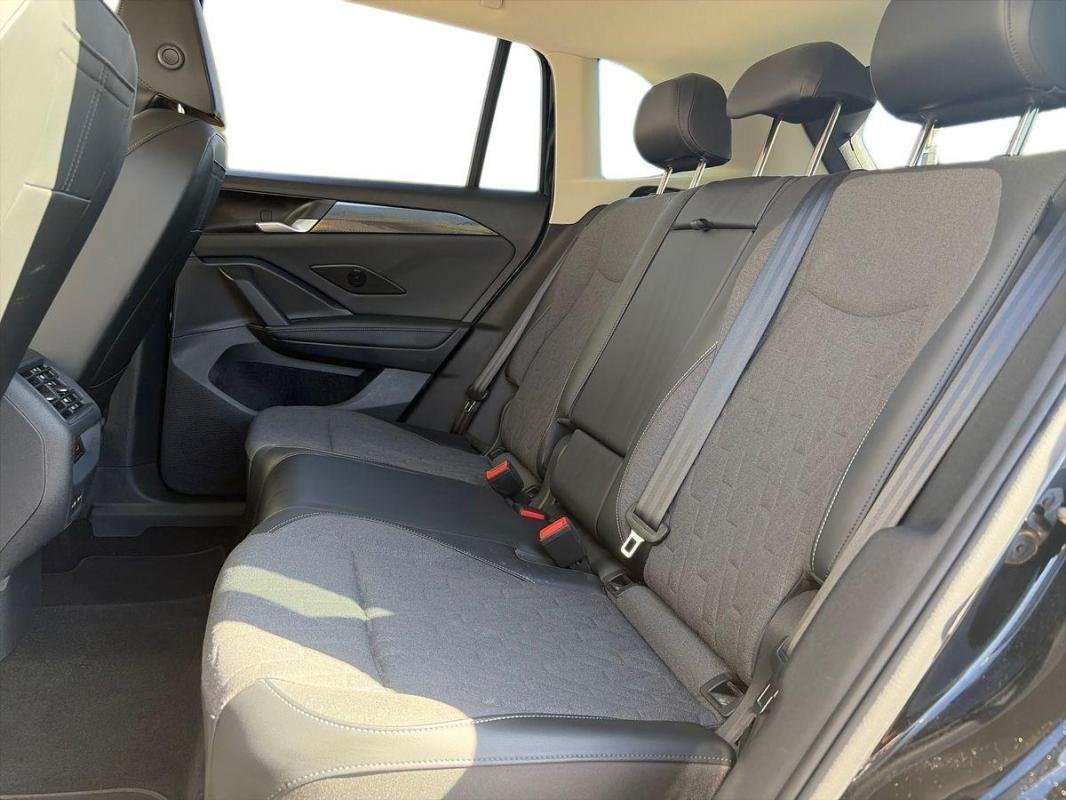 Volkswagen Tiguan - Photo 31