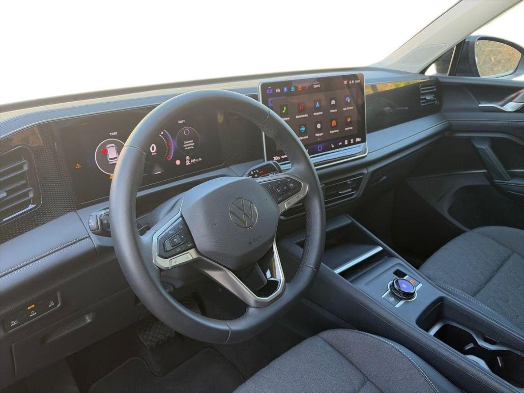 Volkswagen Tiguan - Photo 9