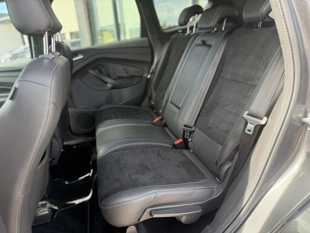 Ford Kuga - Photo 25