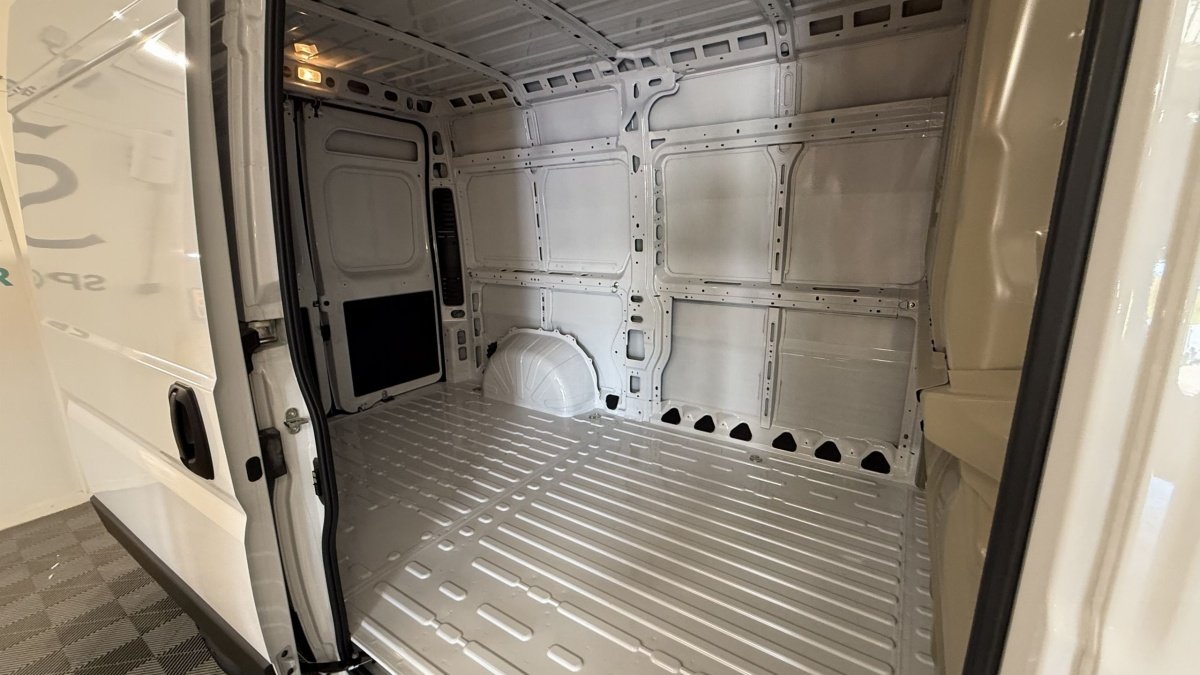 Peugeot Boxer - Photo 21