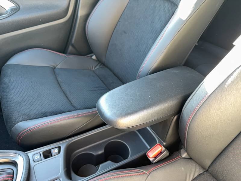 Toyota Yaris - Photo 18