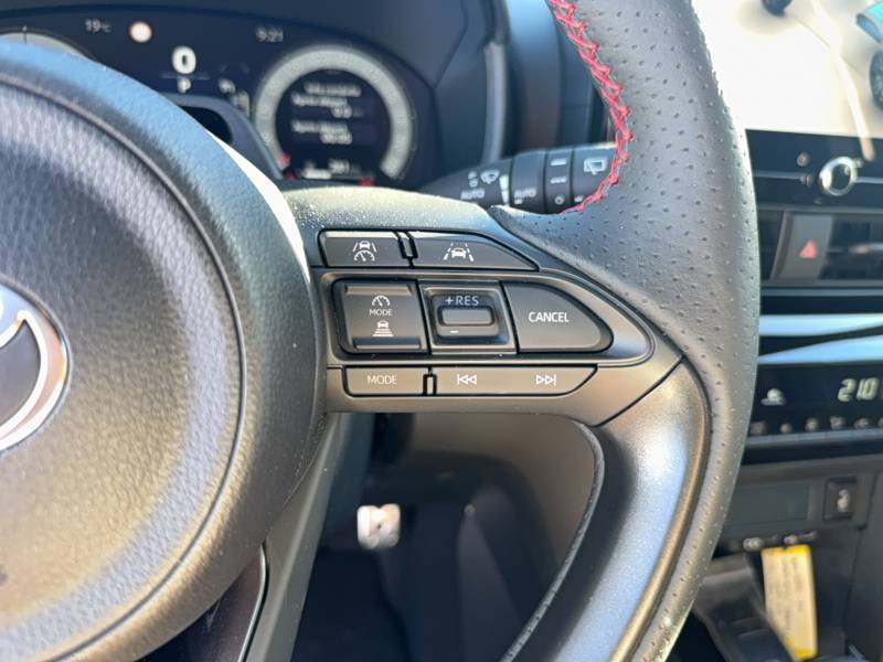 Toyota Yaris - Photo 32