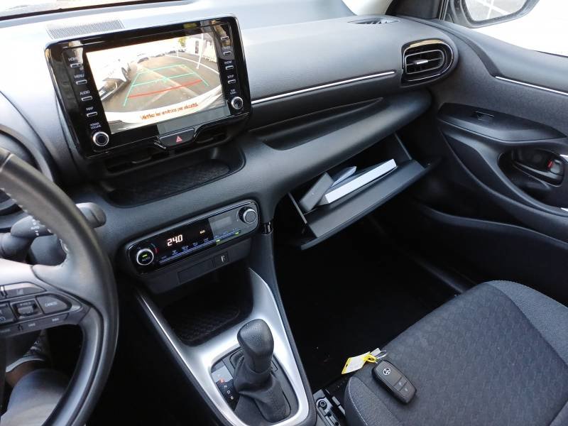 Toyota Yaris - Photo 23