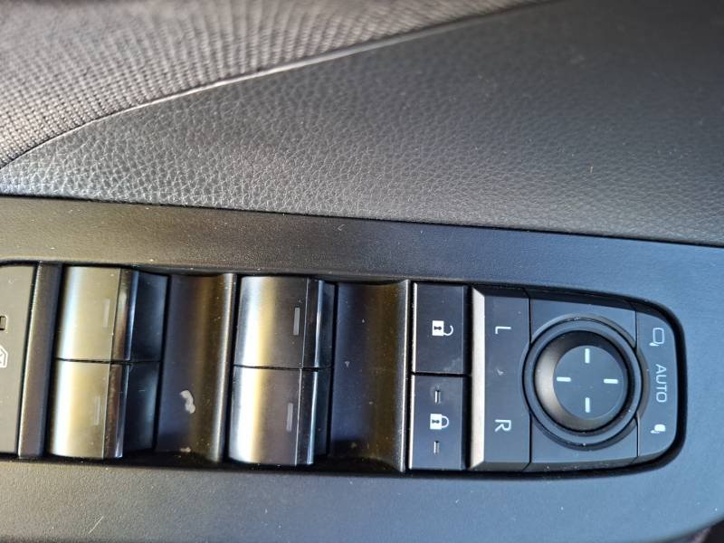 Toyota C-HR - Photo 15