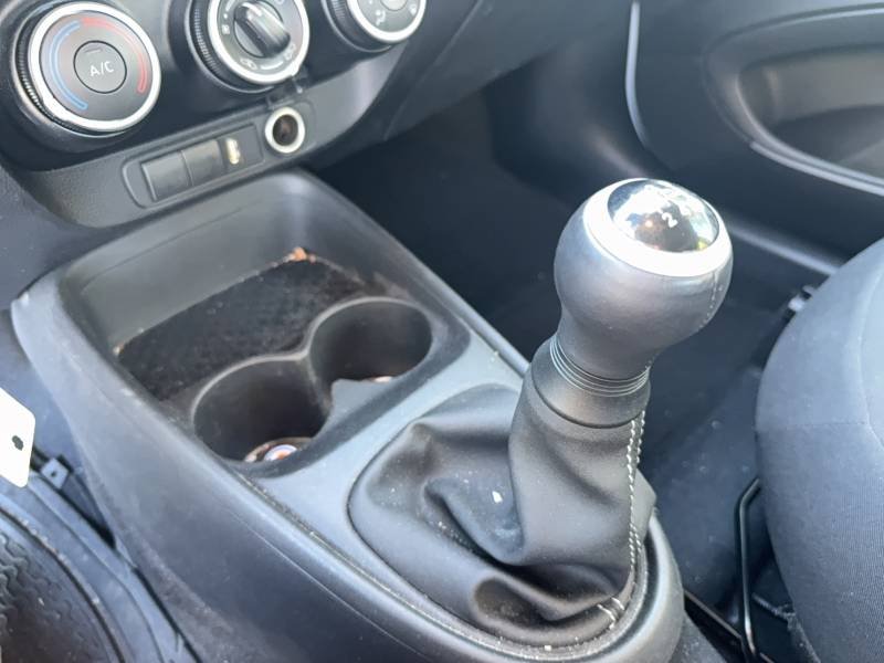 Toyota aygo x - Photo 19