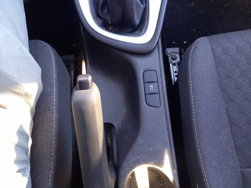 Toyota Yaris - Photo 22