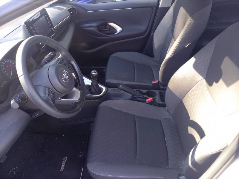 Toyota Yaris - Photo 10