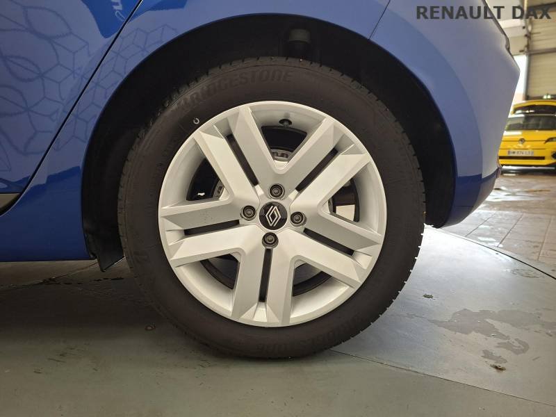 Renault Clio - Photo 18