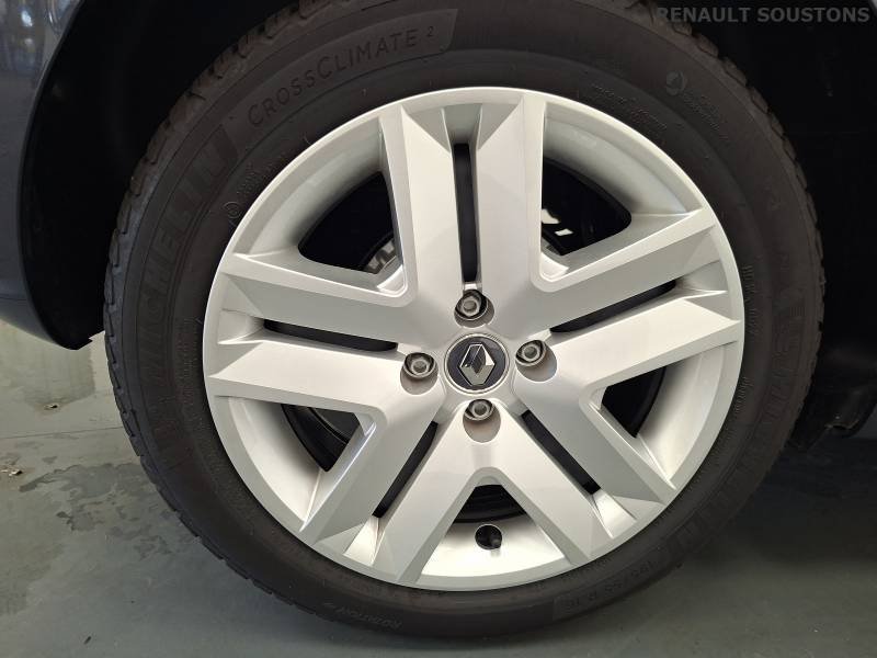 Renault Clio - Photo 25