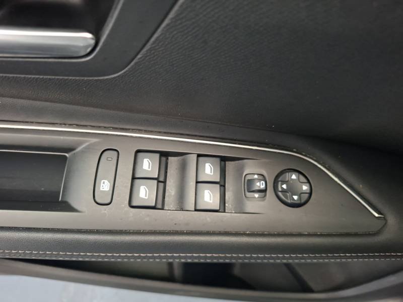 Peugeot 3008 - Photo 23