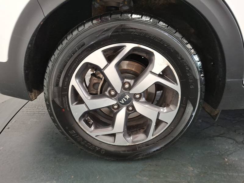 Kia Sportage - Photo 11