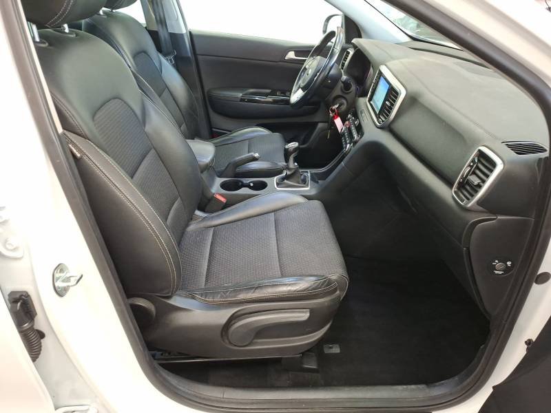 Kia Sportage - Photo 15