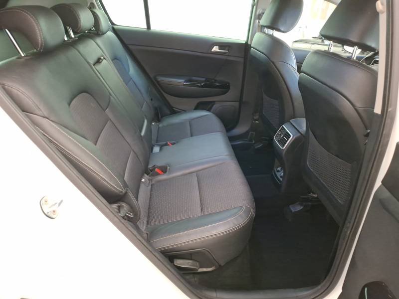 Kia Sportage - Photo 16