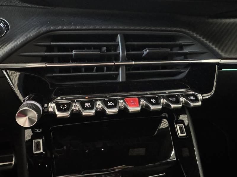 Peugeot 2008 - Photo 18